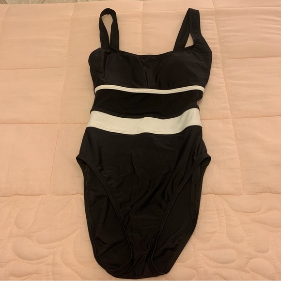 Anne Cole Collection black white one piece suit with flattering mesh at waist 10 - Picture 1 of 14